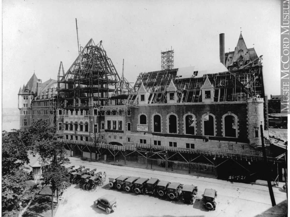 an old photo of a large building