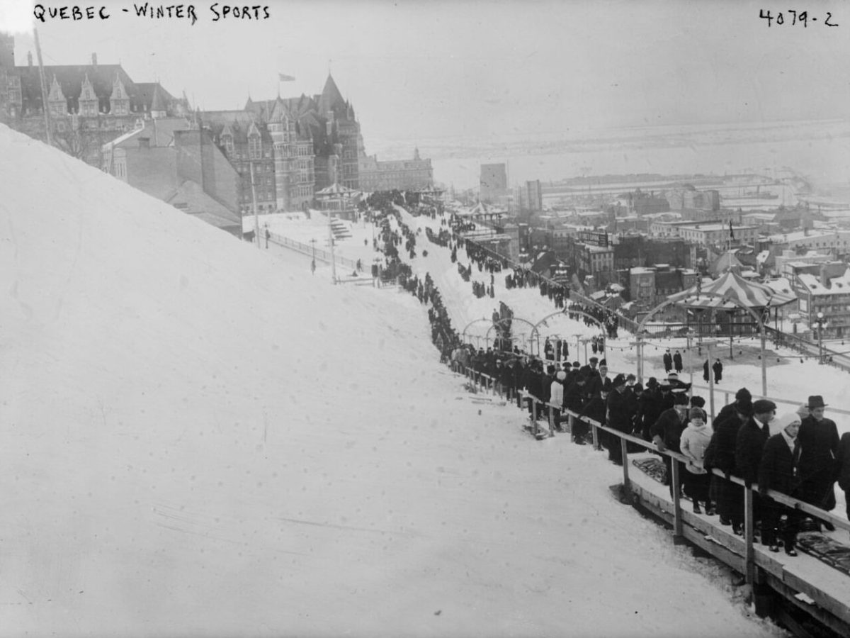 a vintage photo of a large crowd of people