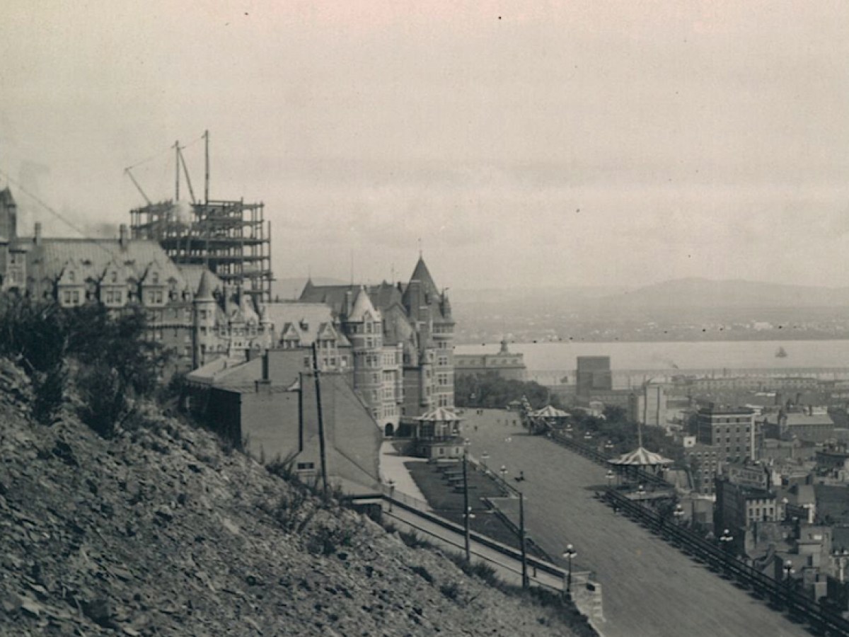 a vintage photo of a large city landscape